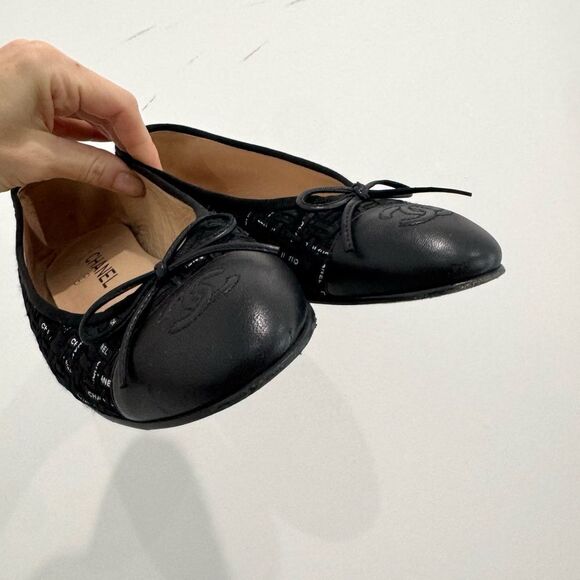 Chanel Ballerina Ribbon Tweed Cap Toe Ballet Flats In Black EU 39 - Picture 4 of 8